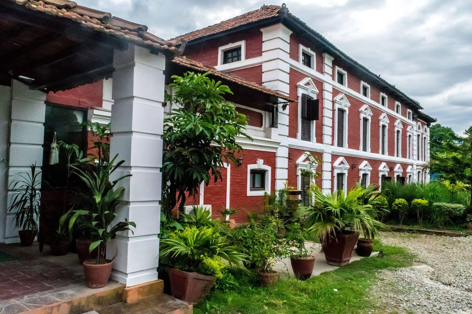 Oyo 738 Hotel Kaze Darbar Katmandu Kültér fotó